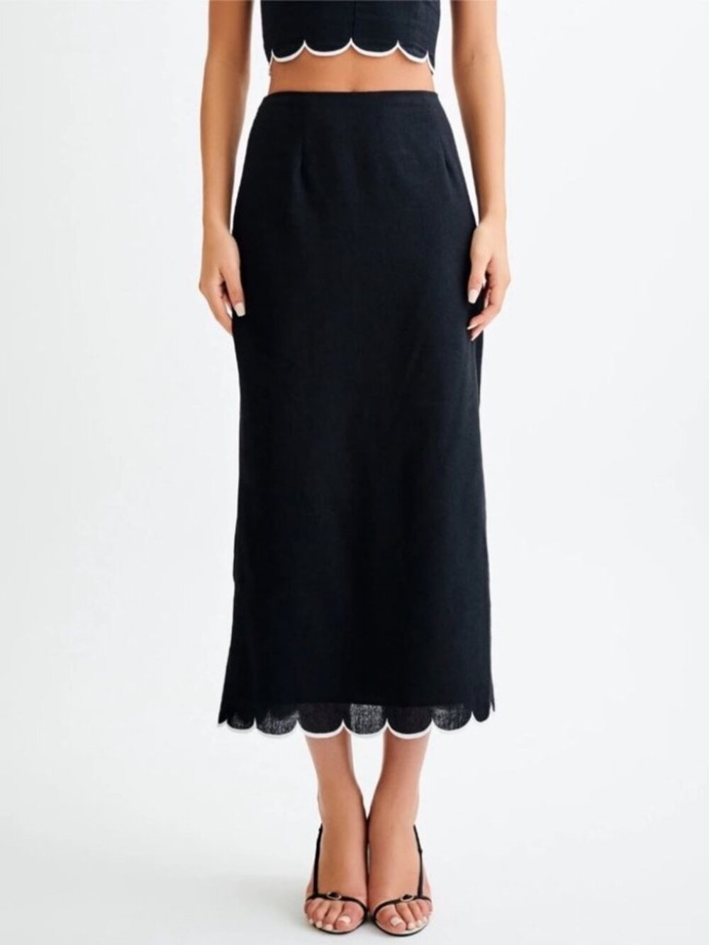 Meshki Alessio Black Scallop Skirt NWT
